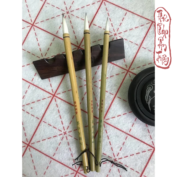 CỌ VIẾT Thư Pháp BÚT LÔNG THƯ PHÁP - GIA KIỆN BẠCH VÂN có miễn phí vận chuyển