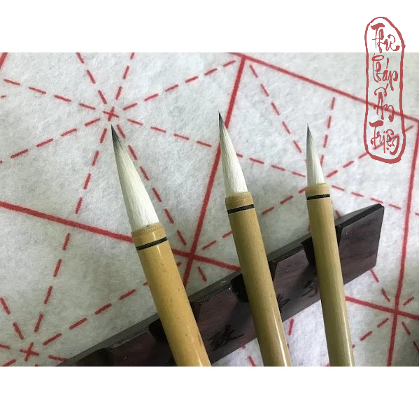 CỌ VIẾT Thư Pháp BÚT LÔNG THƯ PHÁP - GIA KIỆN BẠCH VÂN có miễn phí vận chuyển