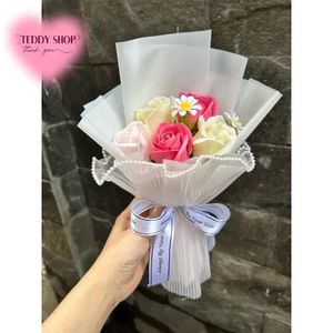 Bó hoa sáp 5b phối màu + voan ngọc
