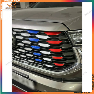 Decal phản quang dán mặt calang Innova Cross (dán đúng vị trí như mẫu đã đặt) - Decal cao cấp không thấm nước bền màu