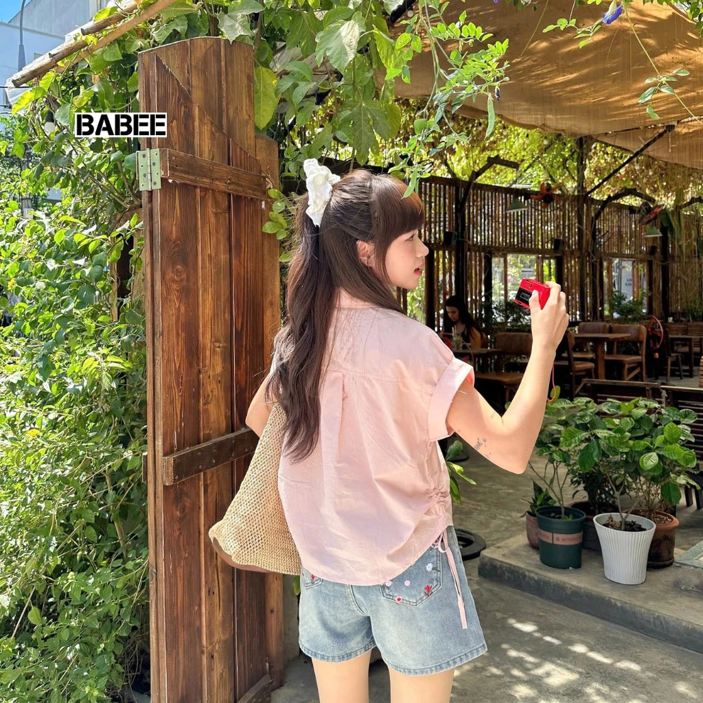 Áo Sơ Mi Nữ BABEE Tay Hến Kiểu Nhún Eo Rút Sườn Thêu Ngựa Xinh Xắn Phong Cách Trẻ Trung Năng Động