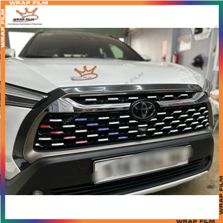 Decal phản quang 3M dán mặt calang Toyota Cross giúp xe nổi bật, không để lại keo khi bóc