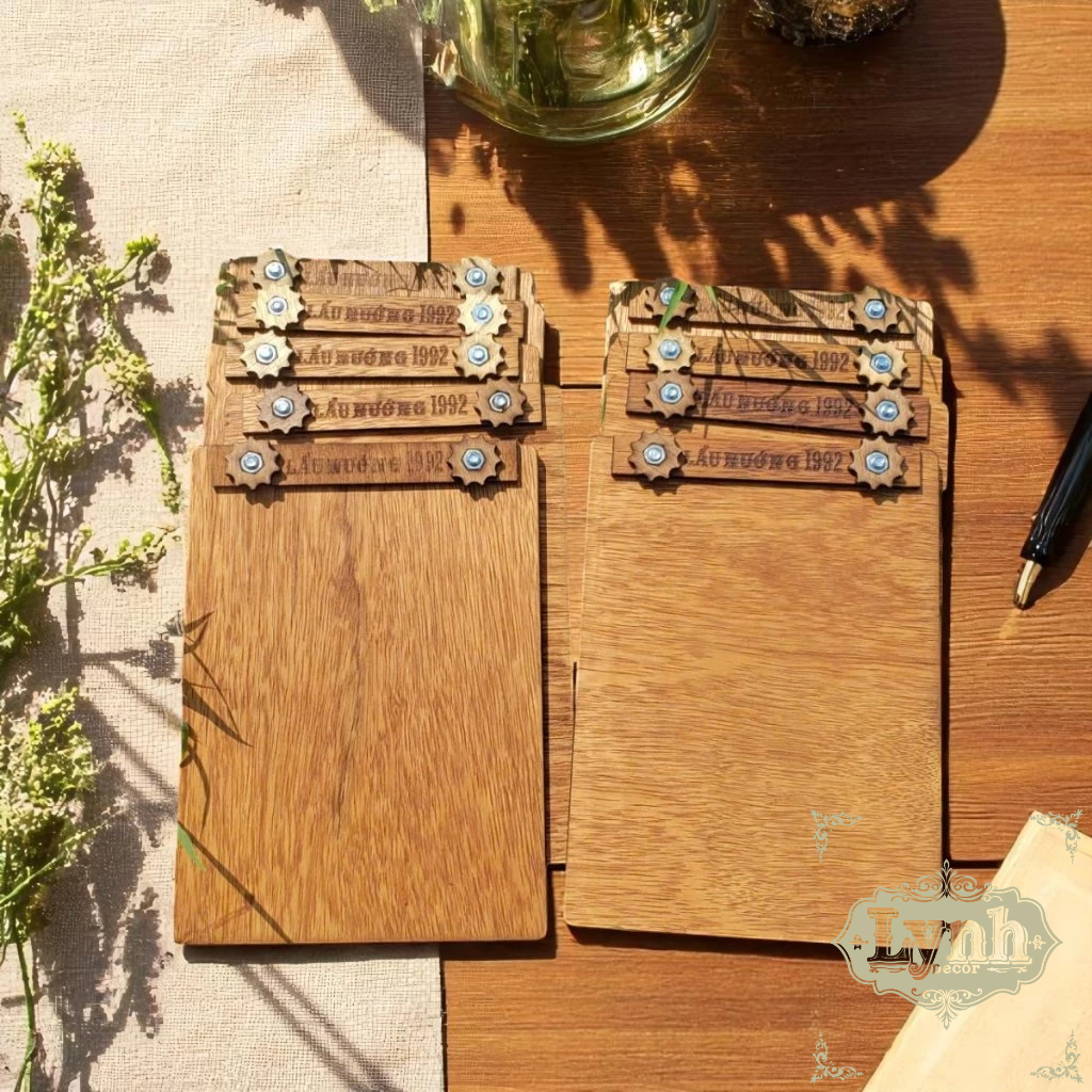 Menu gỗ size A4, in menu giấy craft ép plastic - Lynhdecor miễn phí khắc logo theo yêu cầu