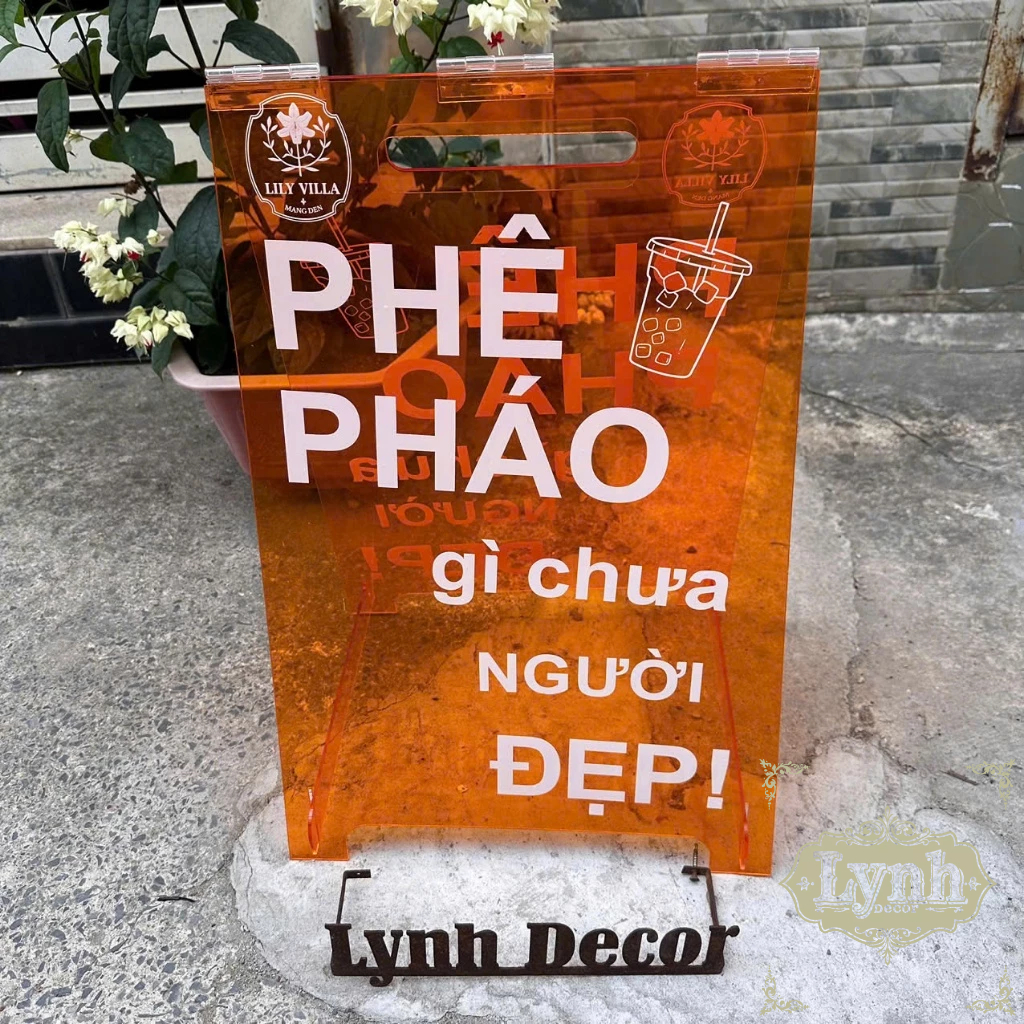 Standee chữ A lắp ghép gọn - Mica Màu in UV 2 mặt sử dụng ngoài trời  - LynhDecor Miễn Phí Thiết Kế