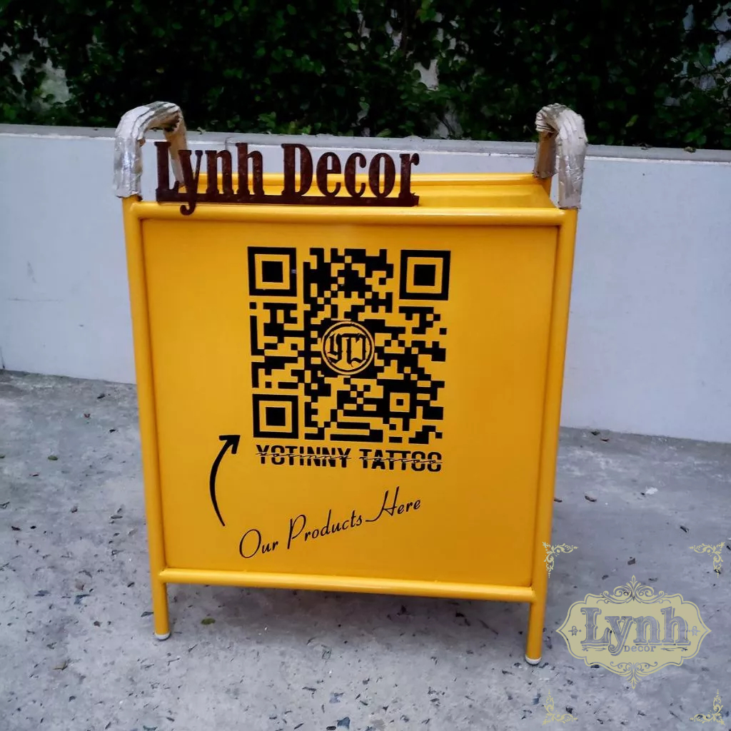 Standee Sắt Chậu Hoa decal 2 mặt ngoài trời, nắng mưa thoải mái size 70cm x rộng 50cm - MisoLamDecor