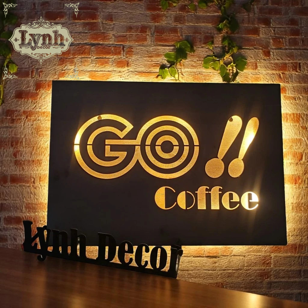 Bảng hiệu gỗ plywood đèn led cắt laser. LynhDecor miễn phí thiết kế nội dung theo yêu cầu