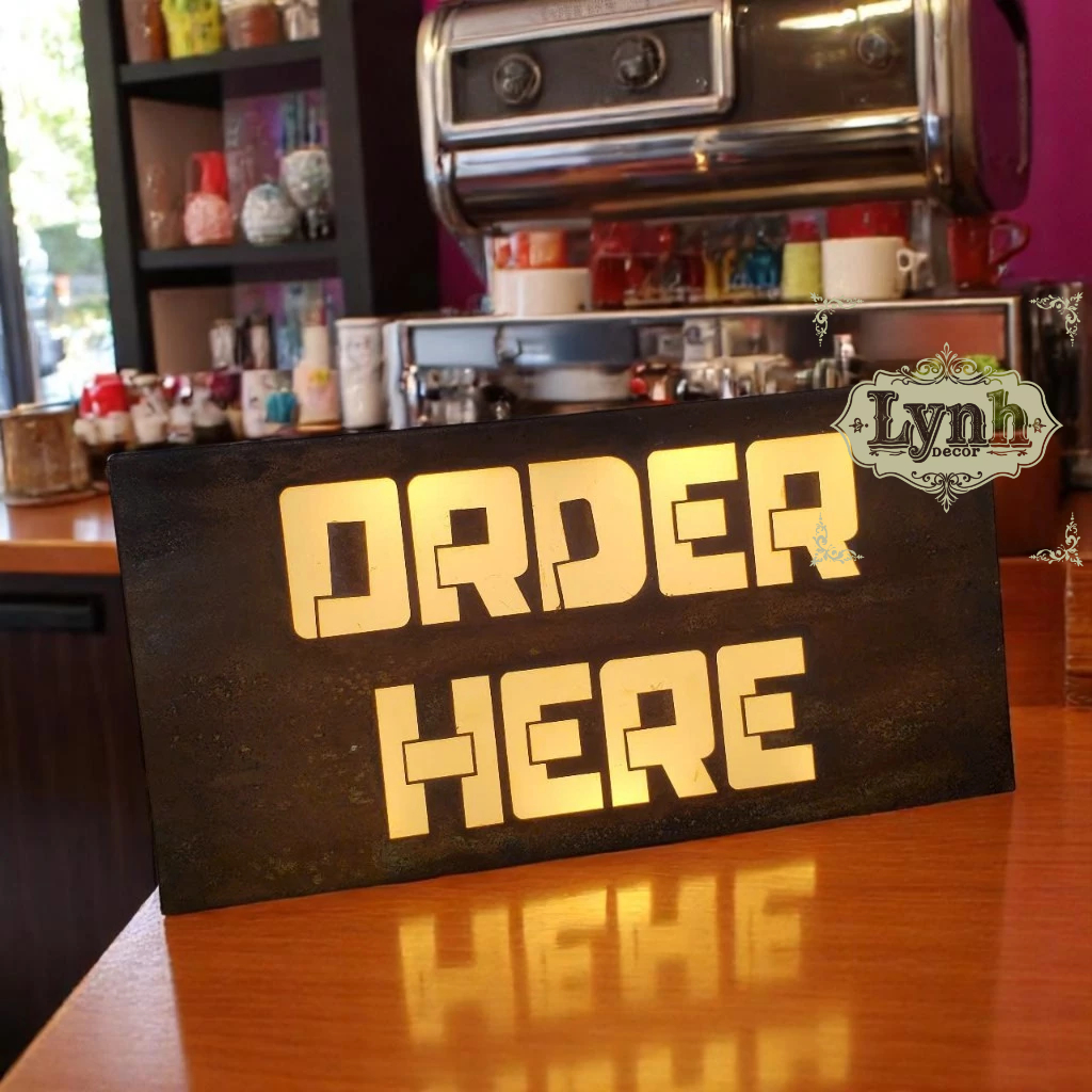 Bảng hiệu sắt Rỉ sét Order Here đèn LED treo tường ngoài trời, LYNHDECOR