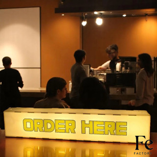 Hộp đèn Mica Order Here đèn led,treo tường không viền sáng 5 mặt,in UV miễn phí thiết kế - FeDecor