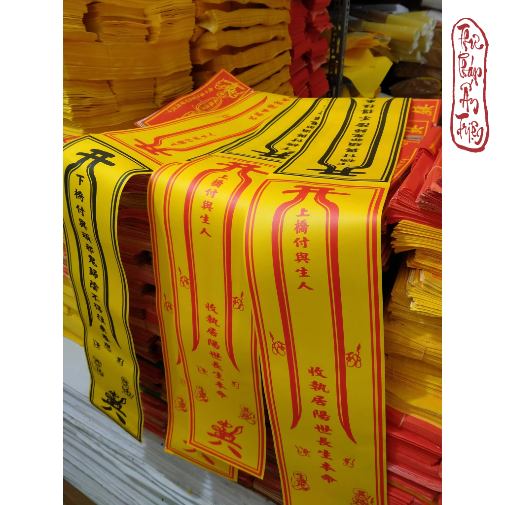 10 Chiếc Cầu Phân Dị Đỏ Đen Dùng Đàn Kết