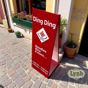 Standee đứng bằng Sắt Quảng Cáo Ngoài Trời in UV nội dung - LynhDecor miễn phí thiết kế