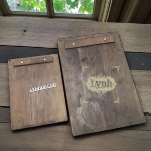 Menu gỗ size A4/A5 kẹp giấy cho Quán cafe, Nhà hàng( có in menu giấy) - LynhDecor Miễn phí Khắc LOGO