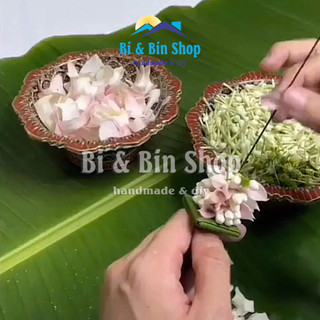 Kim Dài Xỏ Vòng Hoa Trang Trí, Kết Tràng Hoa Dâng Cúng Phật