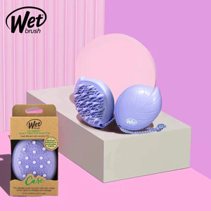 Lược Gội Đầu Và Massage WET BRUSH GO GREEN OIL INFUSED SCALP MASSAGER AND EXFOLIATOR