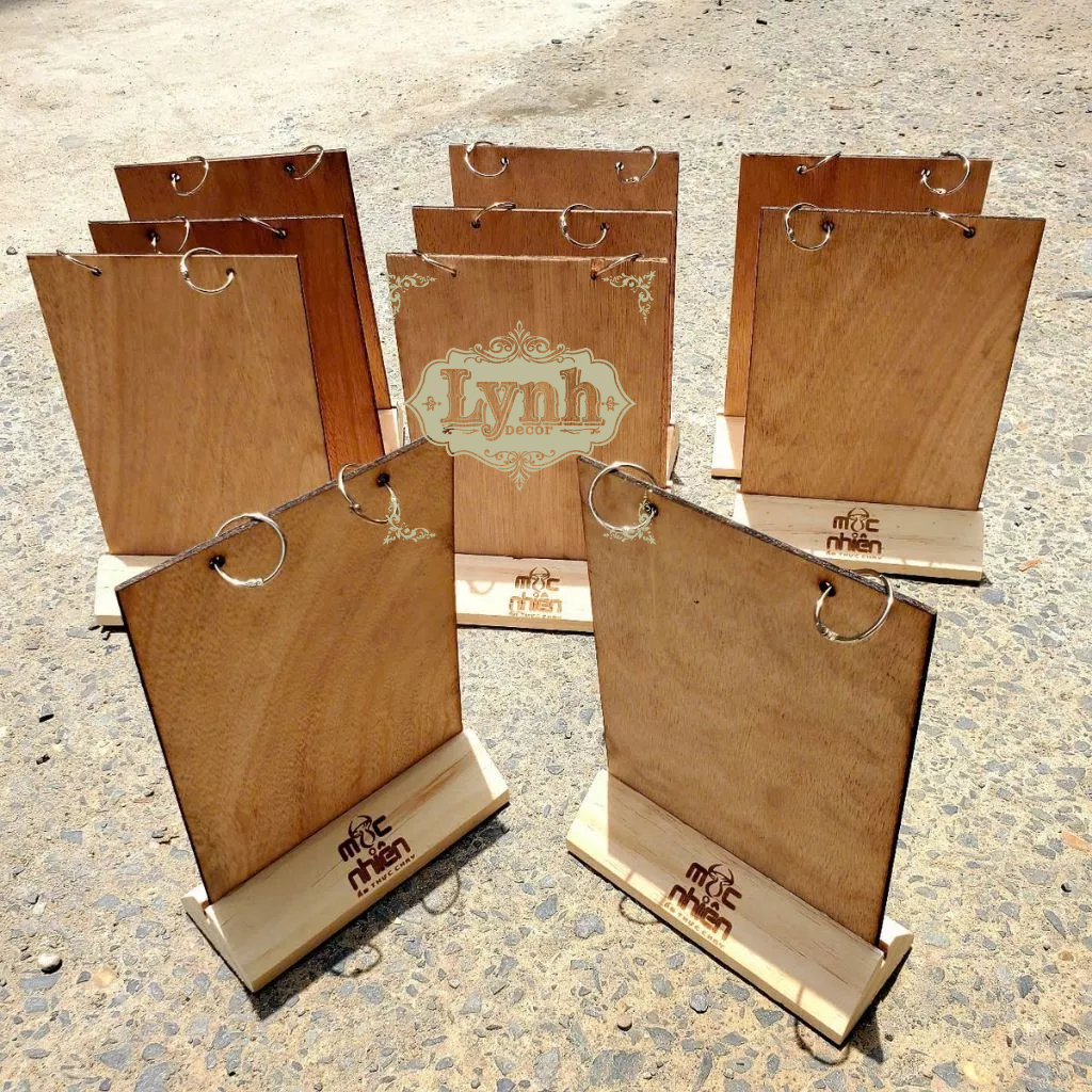 Standee menu tent card gỗ có khoen tròn cho Quán cafe, Nhà hàng - Miễn phí Khắc LOGO - Lynhdecor