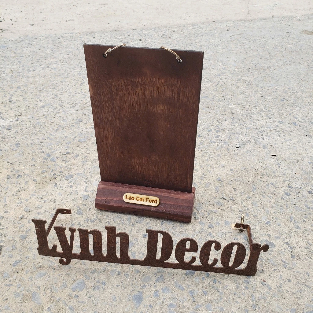 Standee menu tent card gỗ có khoen tròn cho Quán cafe, Nhà hàng - Miễn phí Khắc LOGO - Lynhdecor
