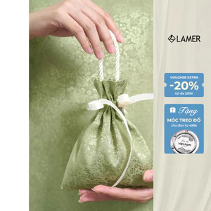 Túi gấm LAMER phối mặc cùng Áo dài họa tiết hoa chìm dây rút sang trọng O6AB24Q003