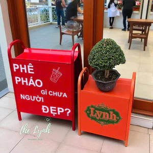 Standee sắt ngoài trời kệ hoa ( Mẫu Lắp Ghép) Sơn màu theo yêu cầu - LynhDecor miễn phí thiết kế