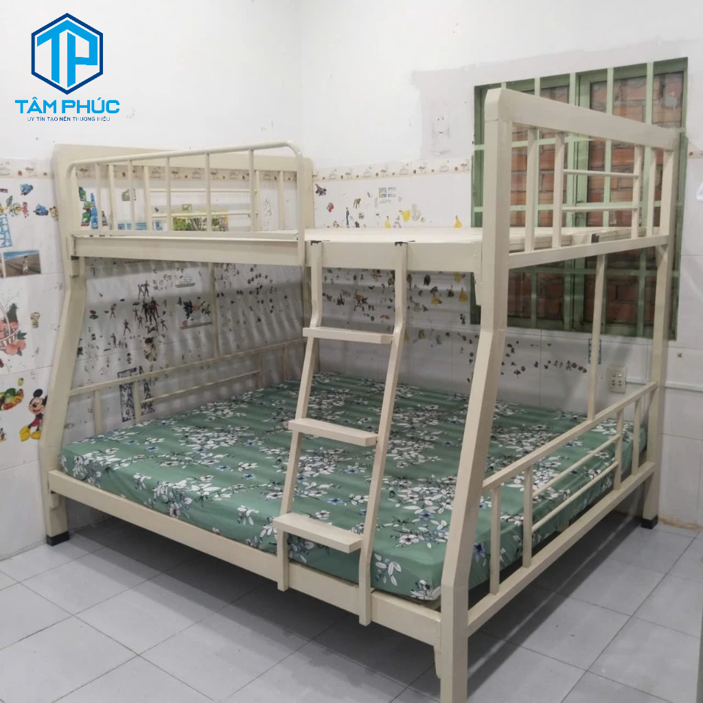 Giường 2 tầng bằng sắt hộp vuông, kích thước 1m4 x 1m6 dài 2m.