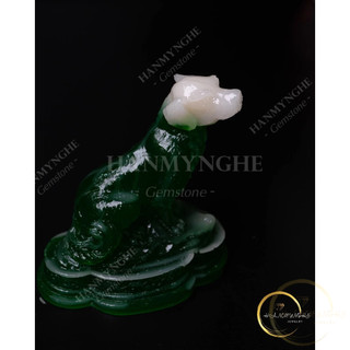 Tượng con chó bột đá đúc màu xanh ngọc cao 10cm HANMYNGHE