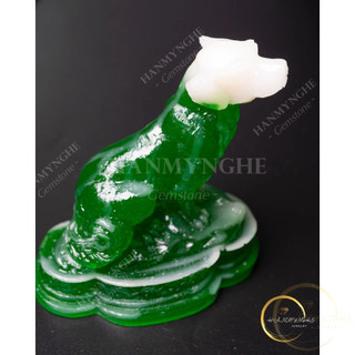 Tượng con chó bột đá đúc màu xanh ngọc cao 10cm HANMYNGHE