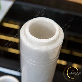 Lọ đựng nhang có nắp bằng đá trắng non nước tự nhiên nguyên khối HANMYNGHE