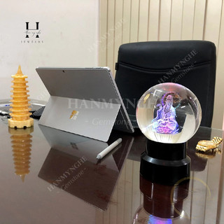 Quả cầu phong thủy pha lê Quan Thế Âm tọa đài sen HANMYNGHE