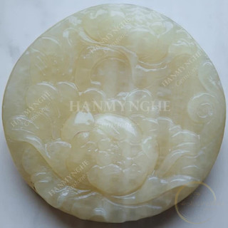 Mặt dây chuyền hoa mẫu đơn đá ngọc hoàng long tặng kèm dây đeo HANMYNGHE