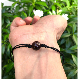 vòng tay đan chỉ đen siêu xinh