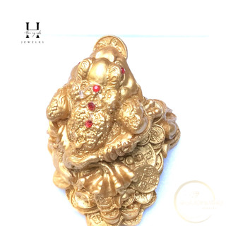 Thiềm thừ để bàn thờ ông địa HANMYNGHE