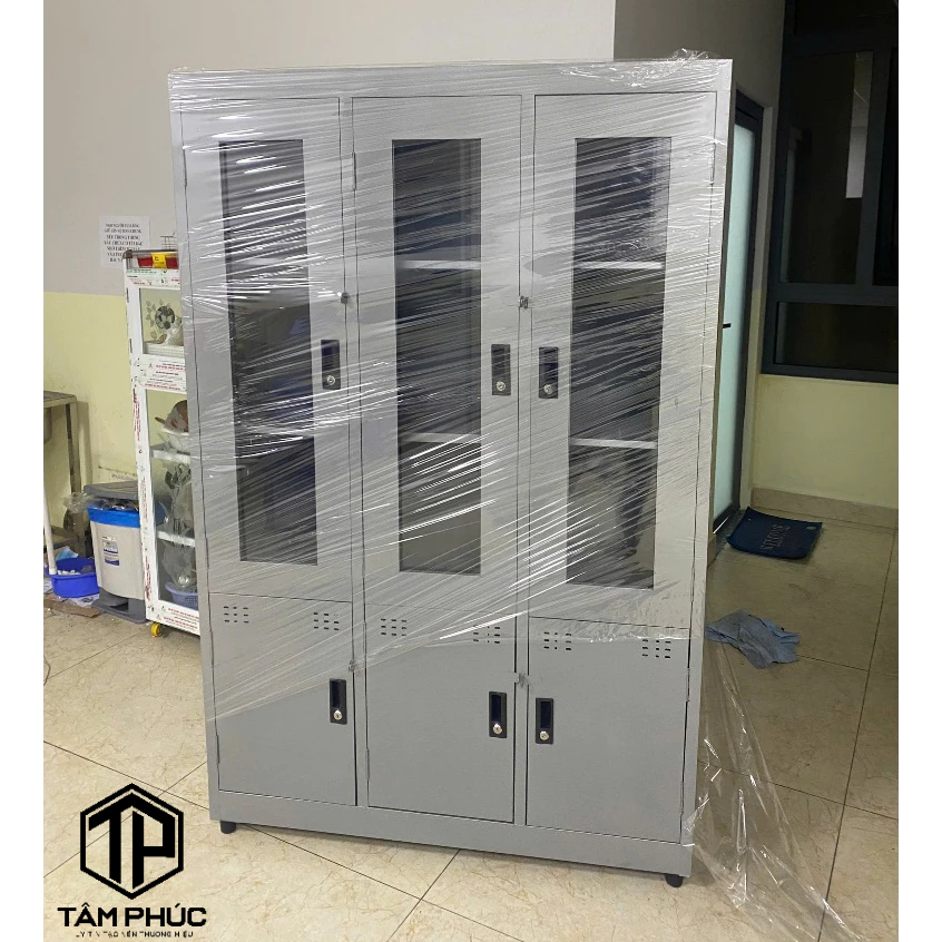 Tủ hồ sơ kính đựng tài liệu văn phòng và trường học.
