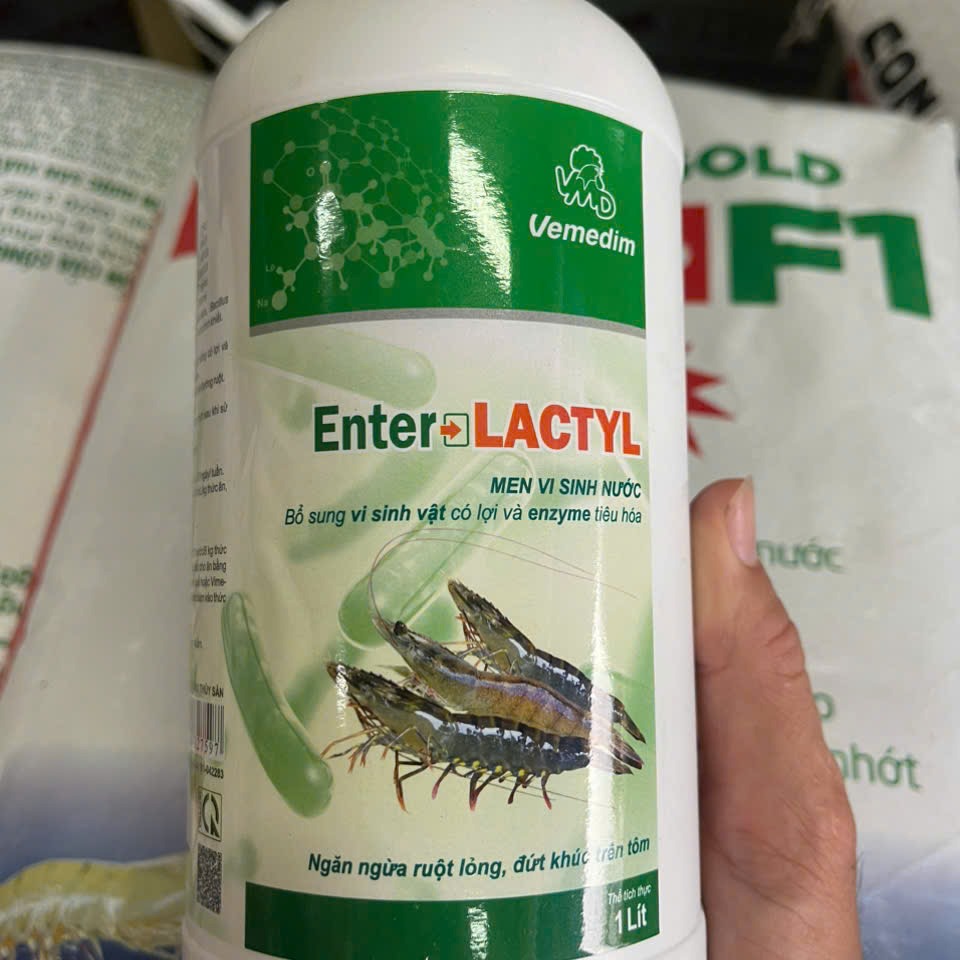 Men sening ogzingga qoyaman