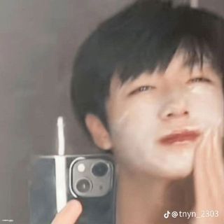 awuhkt2vqn
