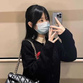 ye4_ntsxr7