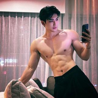 0_louis_vu_0
