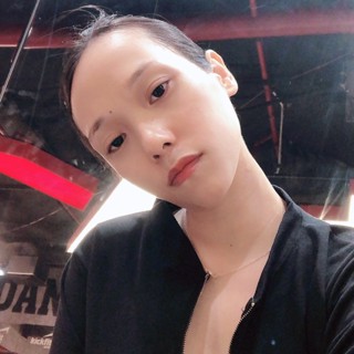 trangqueenbee25495