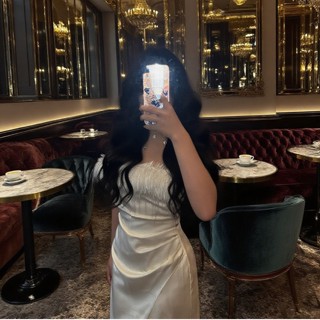 uynqunh478
