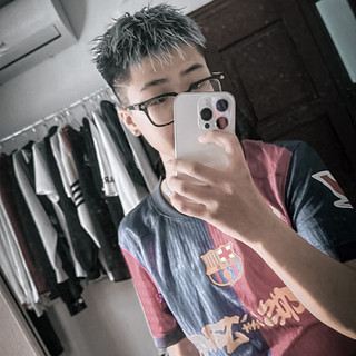 uyenpham242