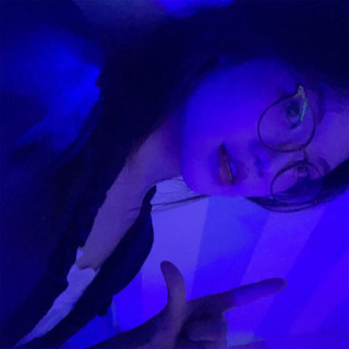 thuy_lingg05