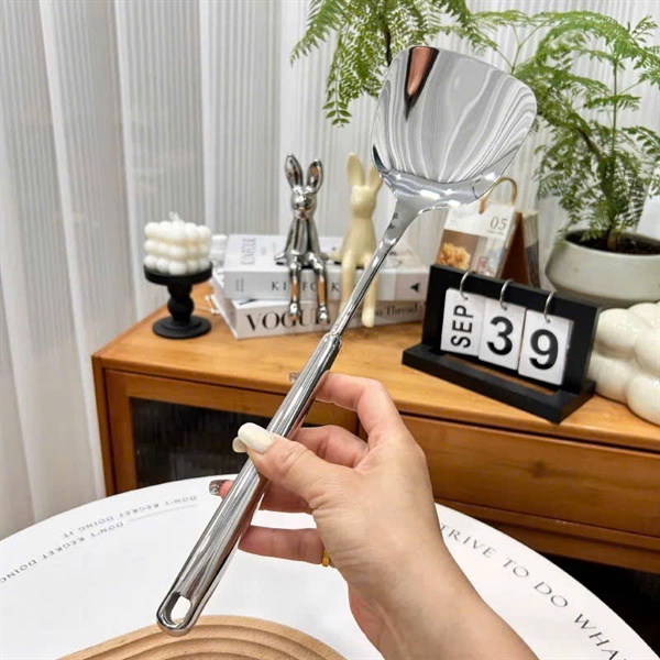 CKM19 Xẻng Chiên Lật Chockmen Xẻng Trơn Cán Không Nóng