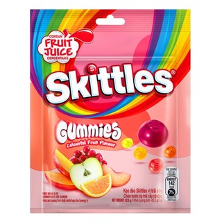 Hộp 12 Gói kẹo dẻo Skittles vị trái cây Gummies (1 hộp x 12 gói)