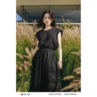Áo thun đen phối vải linen đính logo thiết kế Elise FS2502121TNKCBK