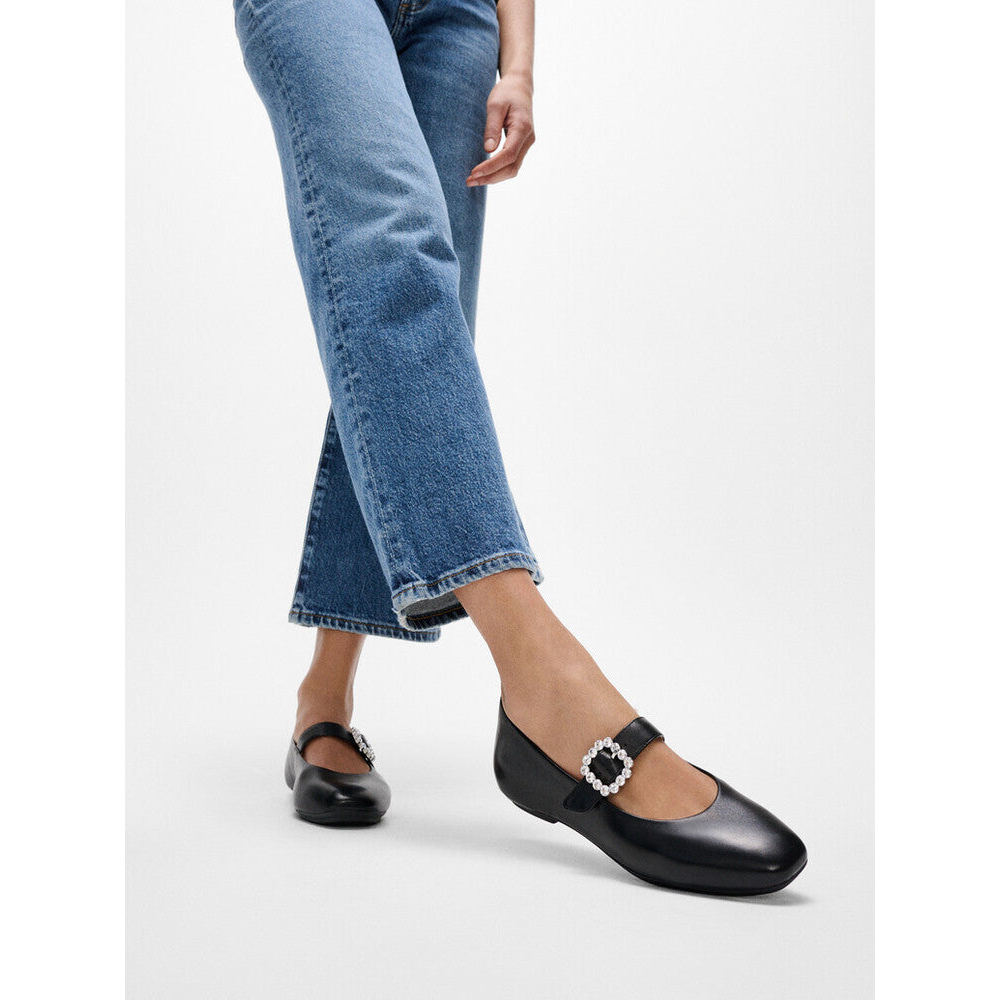 Giày Mary Jane Nữ DELICATO CRYSTAL-BUCKLE LEATHER MARY JANES E3J-001
