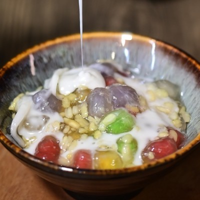 Chè Bưởi Ngũ Sắc