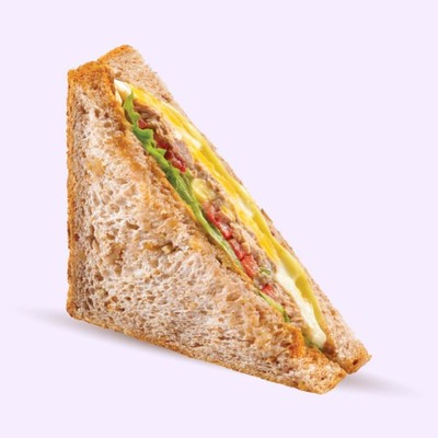 Tuna & Egg Sandwich (1/2)