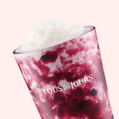 Blueberry Yogurt Smoothies (M)