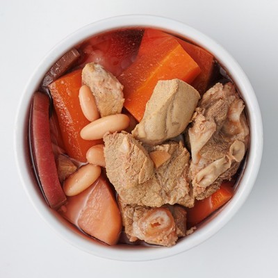 Khoai tây Cà rốt Tiềm Bắp Heo