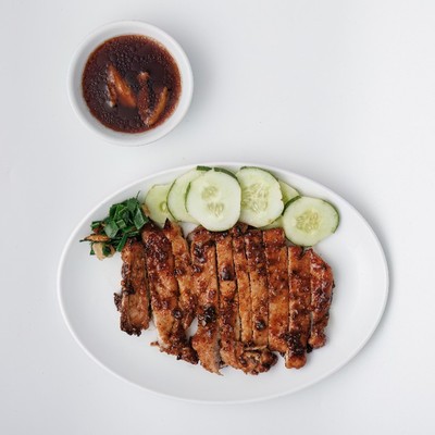Cơm Sườn Chiên Hắc Xì Dầu