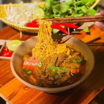 Tiệm Bò Kho Tô Châu - Nguyễn Khuyến
