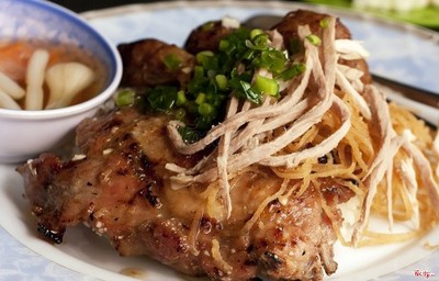 Cơm tấm sườn bì