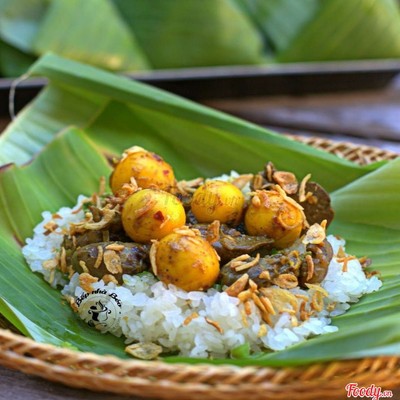 Xôi gà trứng non